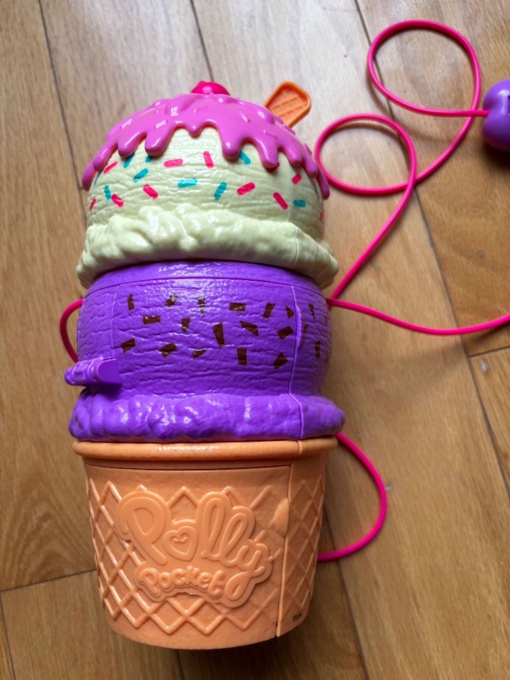 Polly Pocket Spin 'n Surprise Ice Cream Cone Playset (As-Is)